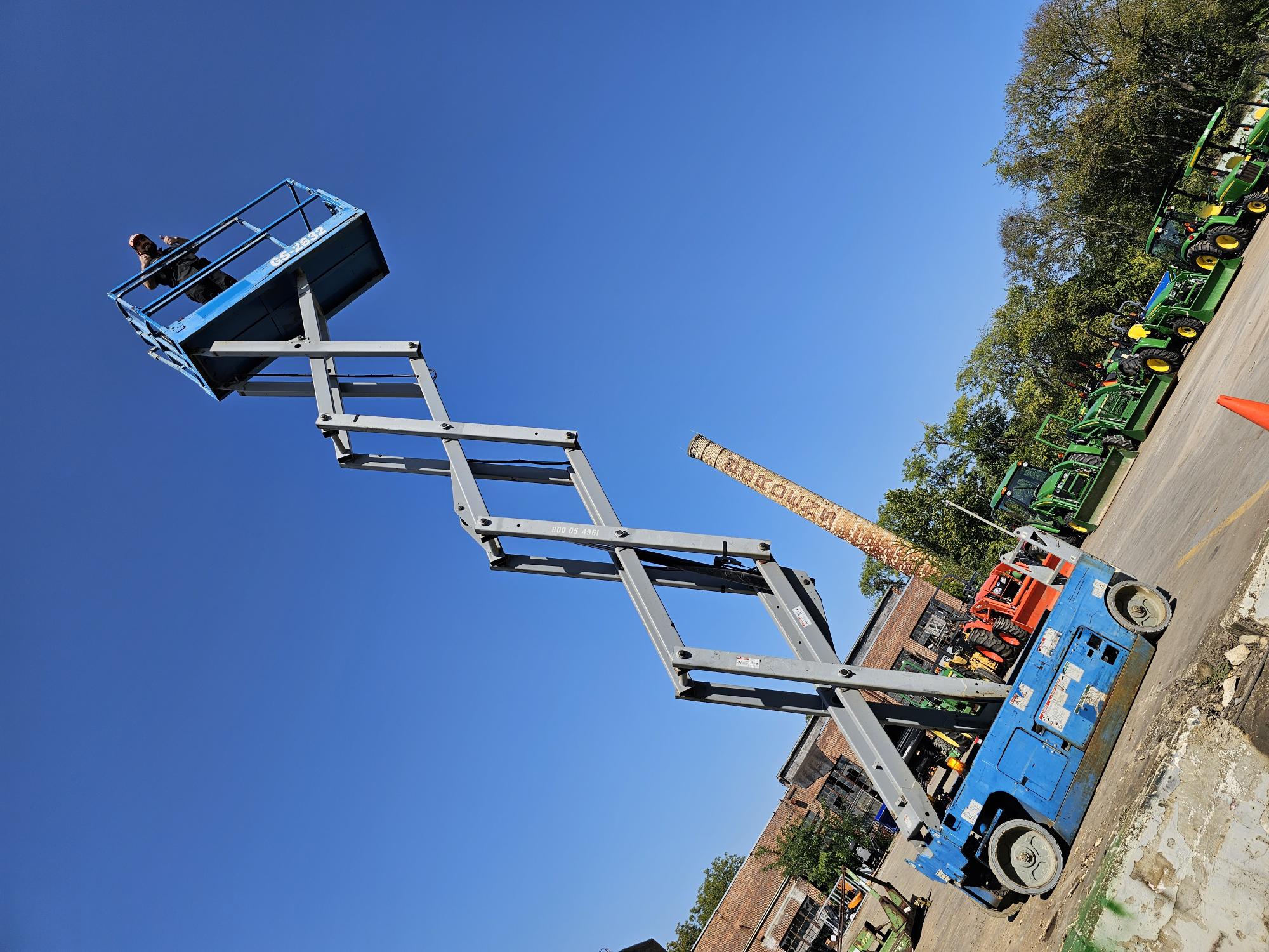 manlift being displayed
